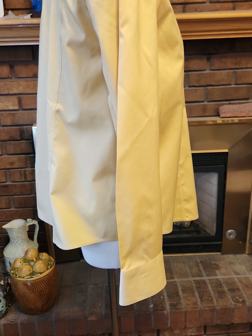 Chico's Soft Buttercup Yellow Button-Front Shirt No Iron 100% Cotton Size Large - Picture 7 of 11